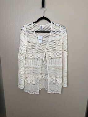 NWT Forever 21 Womens Crochet Open Front Sweater Ivory Medium Swim Coverup